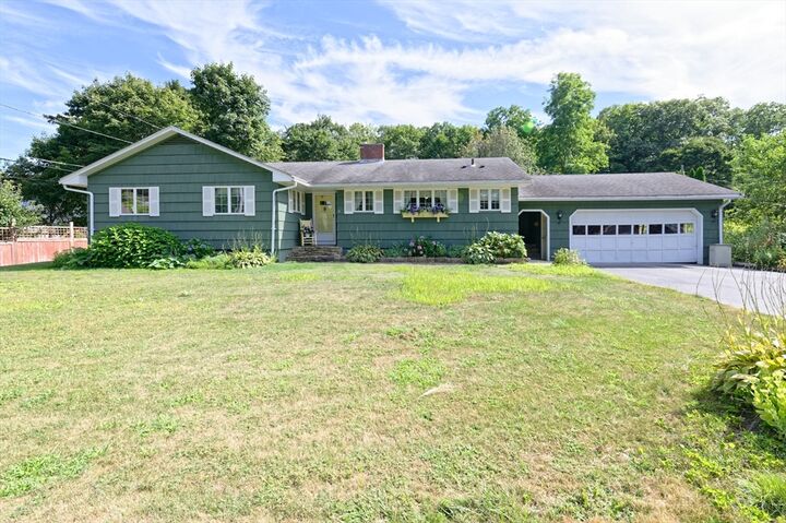 9 Banning Drive  Northbridge MA 01588 photo