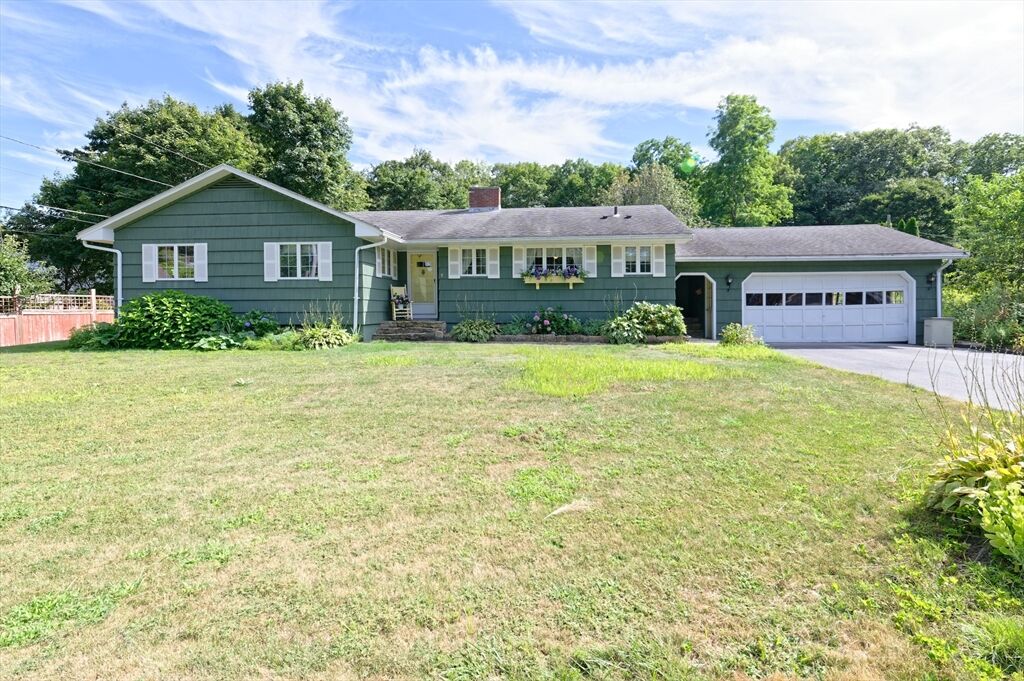 Property Photo:  9 Banning Drive  MA 01588 