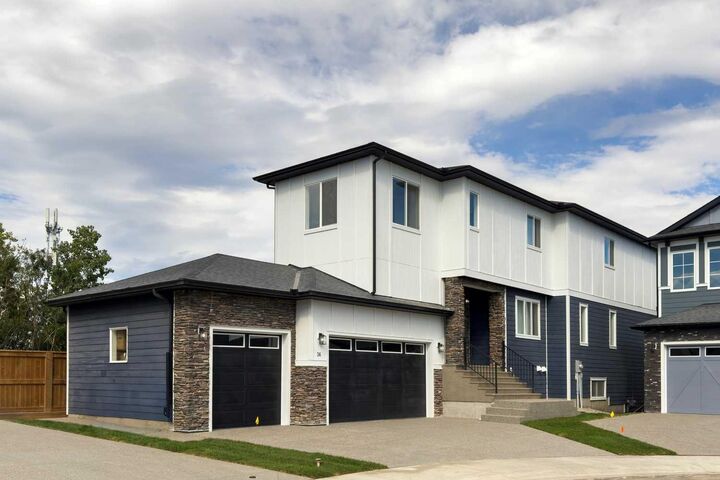 36 Aspen Woods Park SW  Calgary AB T3H 6H8 photo