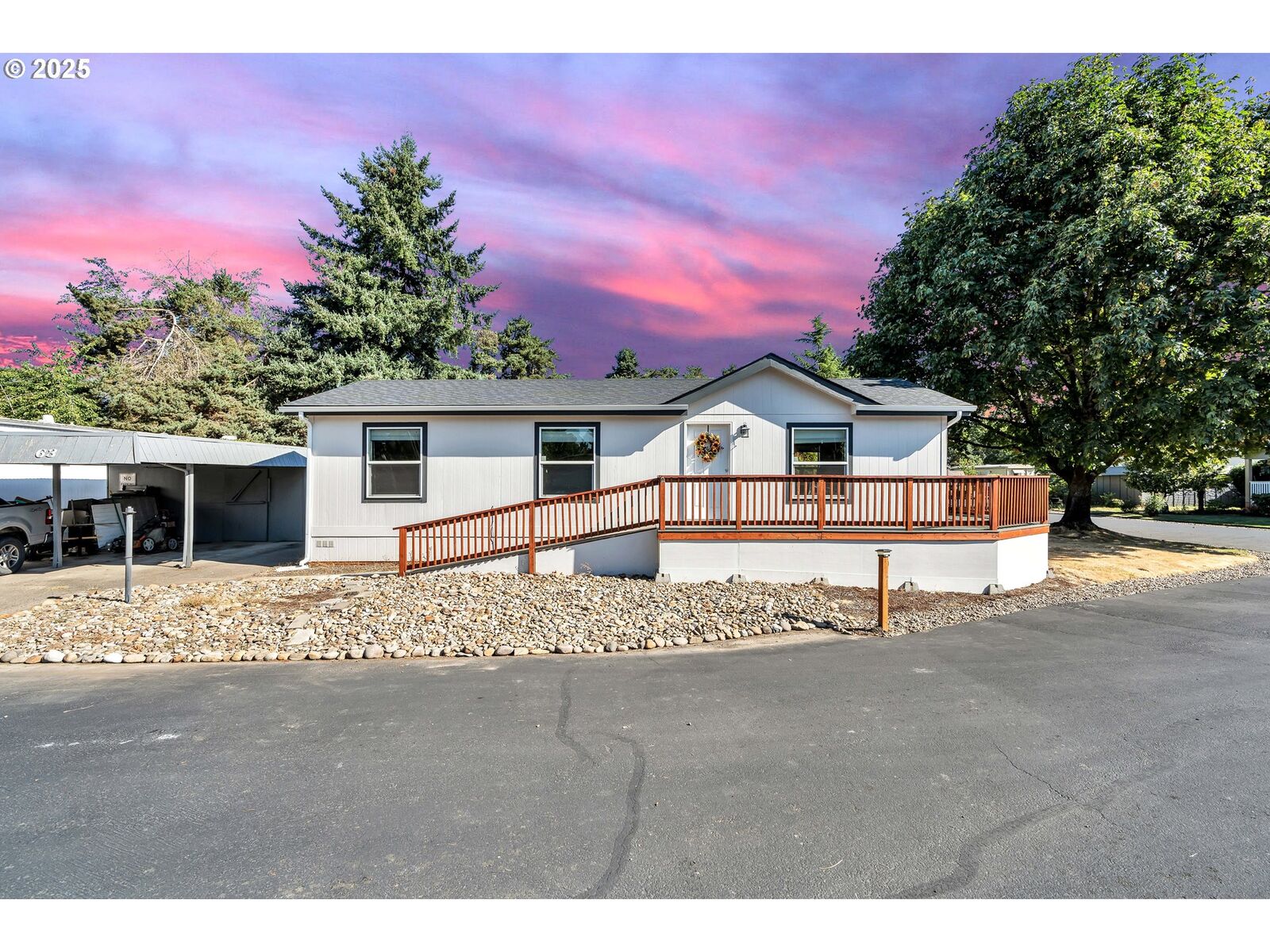 Property Photo:  4915 Swegle Rd 63  OR 97301 