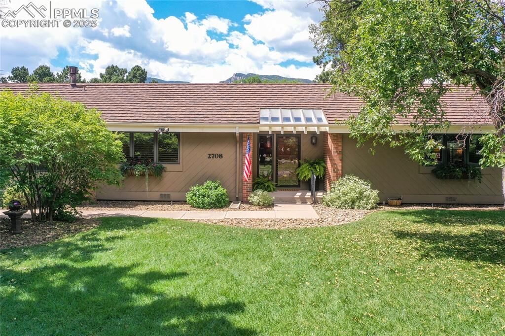 Property Photo: 2708 Fawn Grove Court CO 80906