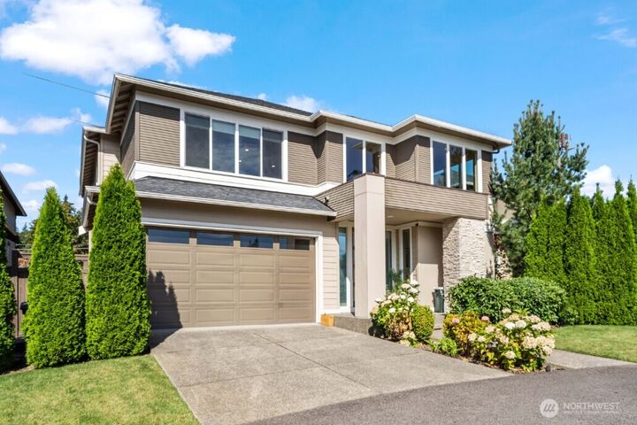 Property Photo: 16425 SE 46th Court WA 98006