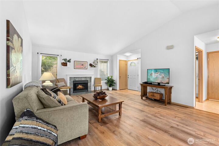 Property Photo: 11416 SE 228th Place WA 98031