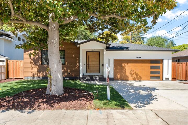 Property Photo: 1021 North California Avenue CA 94303
