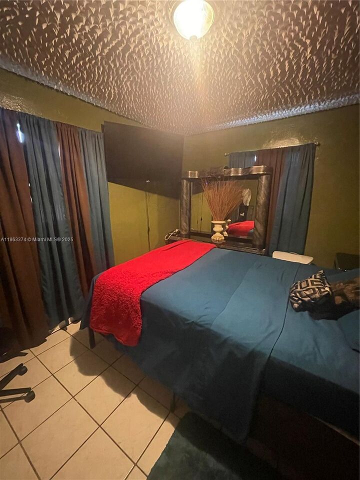 Property Photo: 18611 NW 10th Ave 2 FL 33169