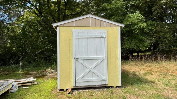 Property Photo: 121 Clarks Falls Road CT 06359