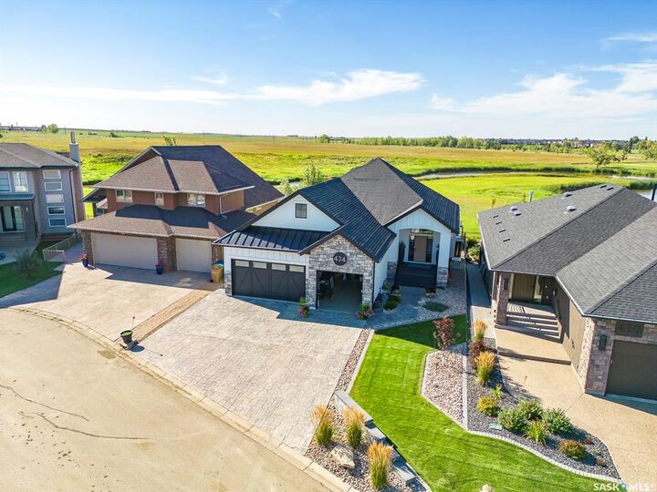 Photo de la propriété:  434 Greenside Terrace  SK S4Y 0A8 