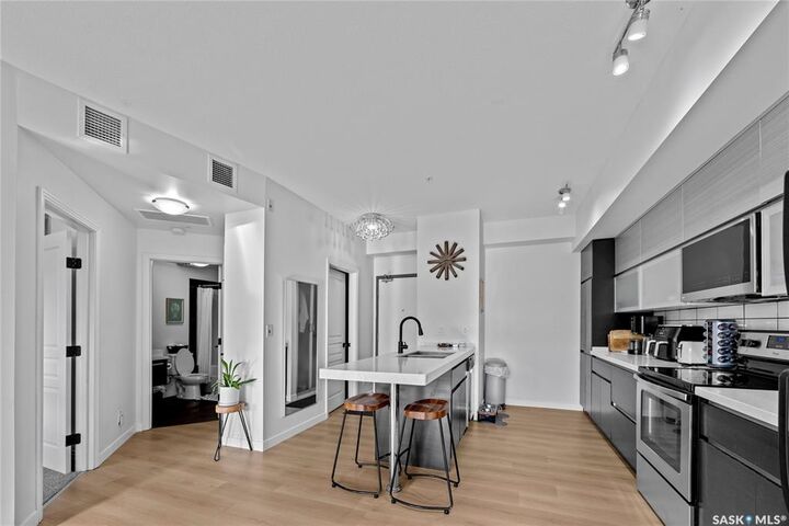 225 Maningas Bend 120  Saskatoon SK S7W 0P9 photo