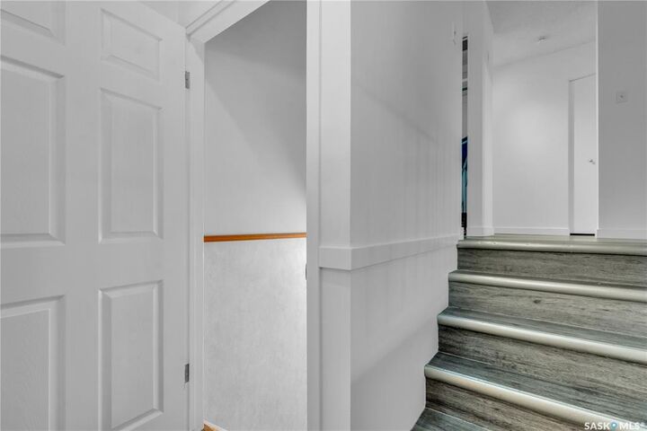Property Photo: 125 Fairview Road SK S4R 0A6