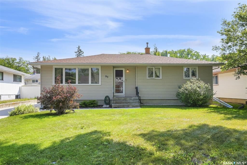 Photo de la propriété:  93 Bobolink Bay  SK S4S 4K2 