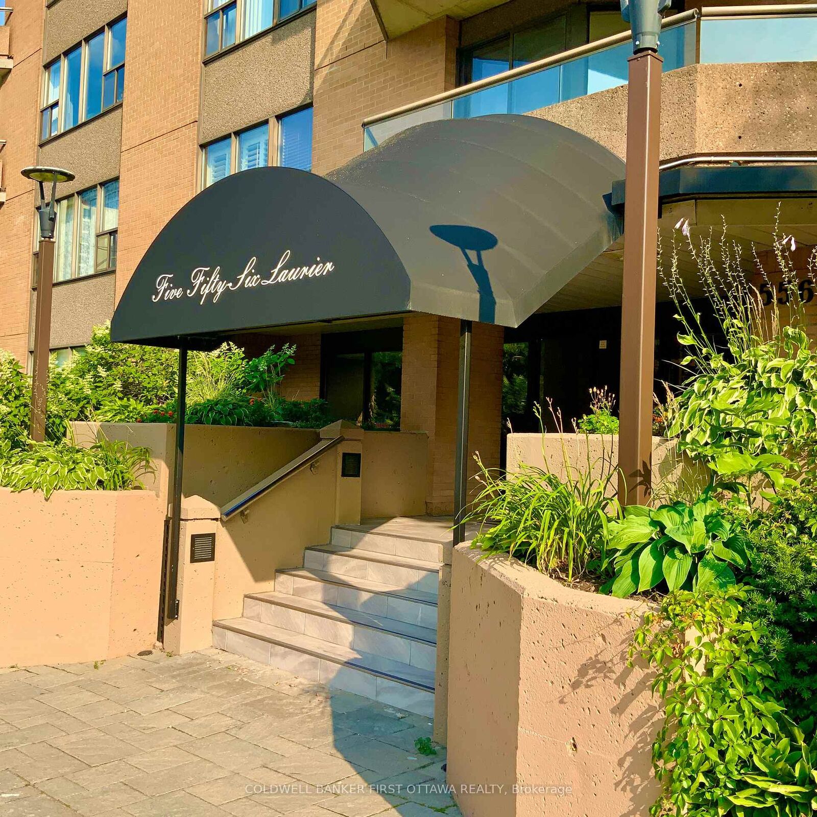 Property Photo: 556 Laurier Avenue W 506 ON K1R 7X2