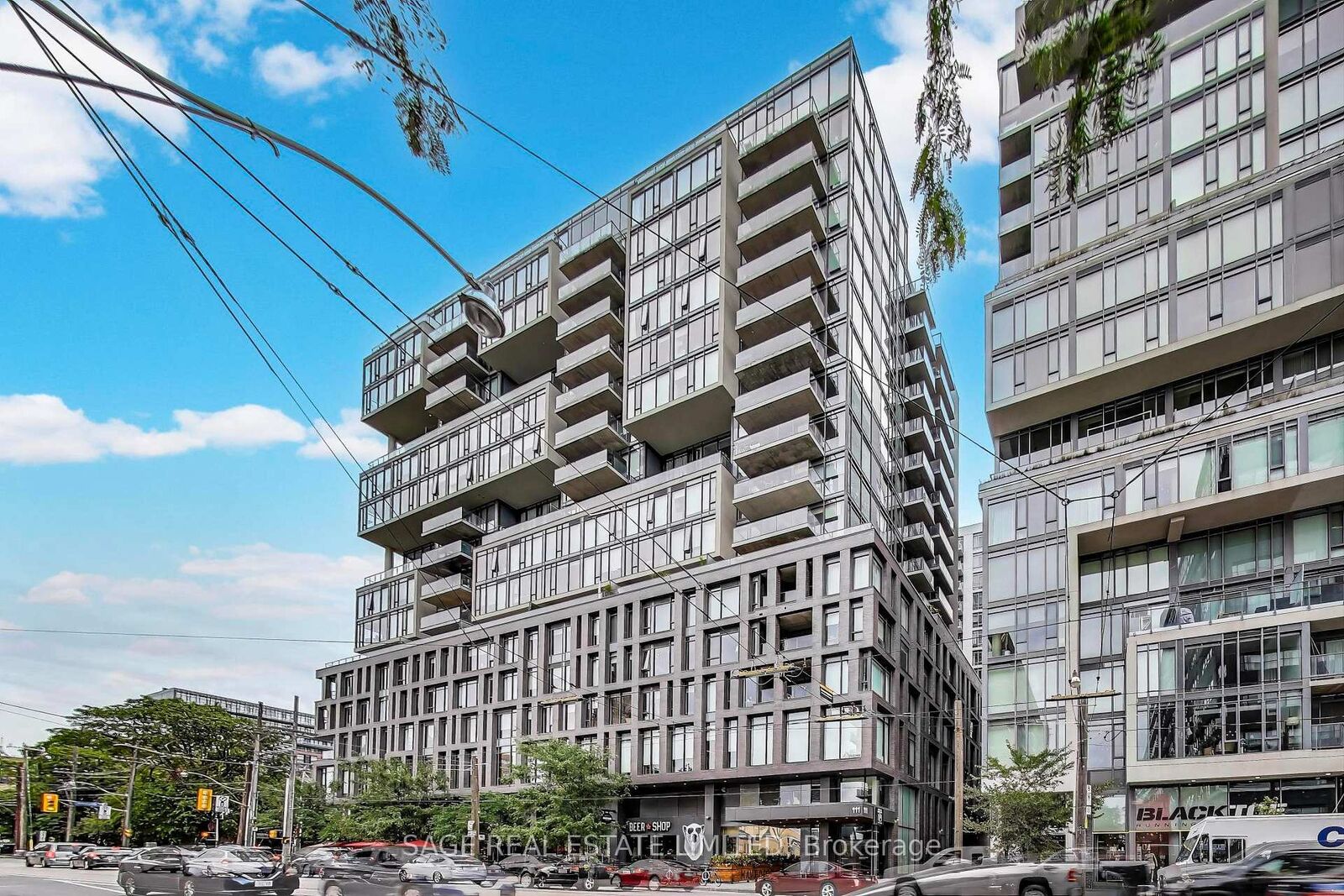 Property Photo: 111 Bathurst Street N 1606 ON M5V 0M9