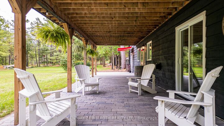 Photo de la propriété:  3193 Muskoka Street  ON L0K 2B0 