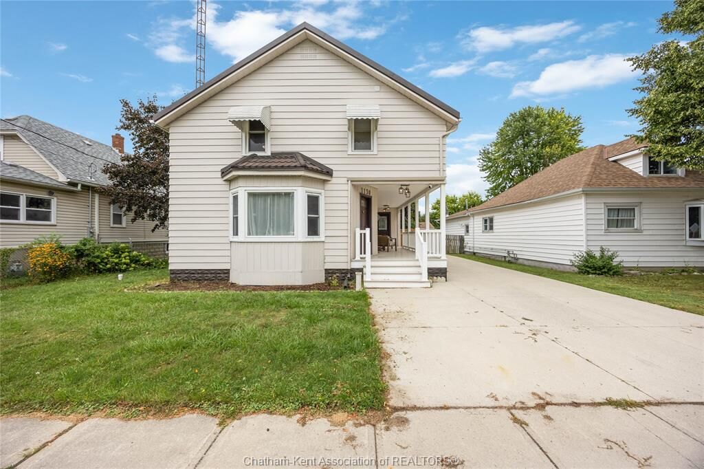 Property Photo: 1130 Elizabeth Street ON N8A 3A8