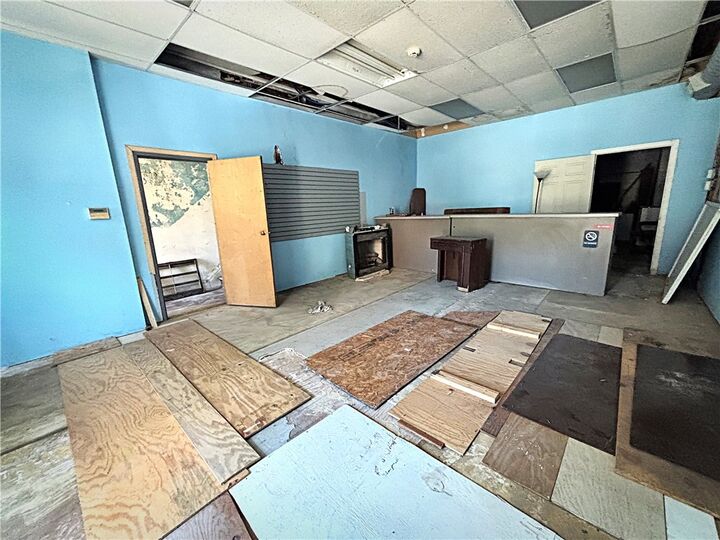 Property Photo: 435 Merchant St PA 15003