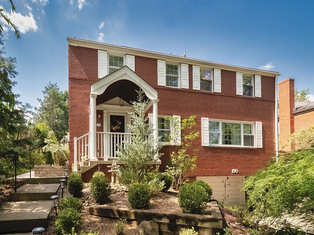 Property Photo:  190 Main Entrance Dr  PA 15228