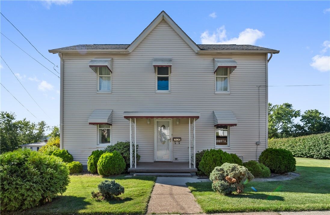 Property Photo: 800 Forest Street PA 15650