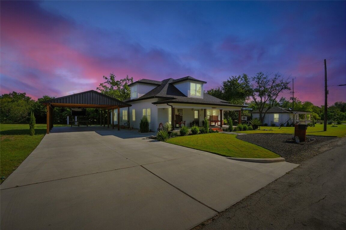 Property Photo: 201 11 Th Street TX 76574