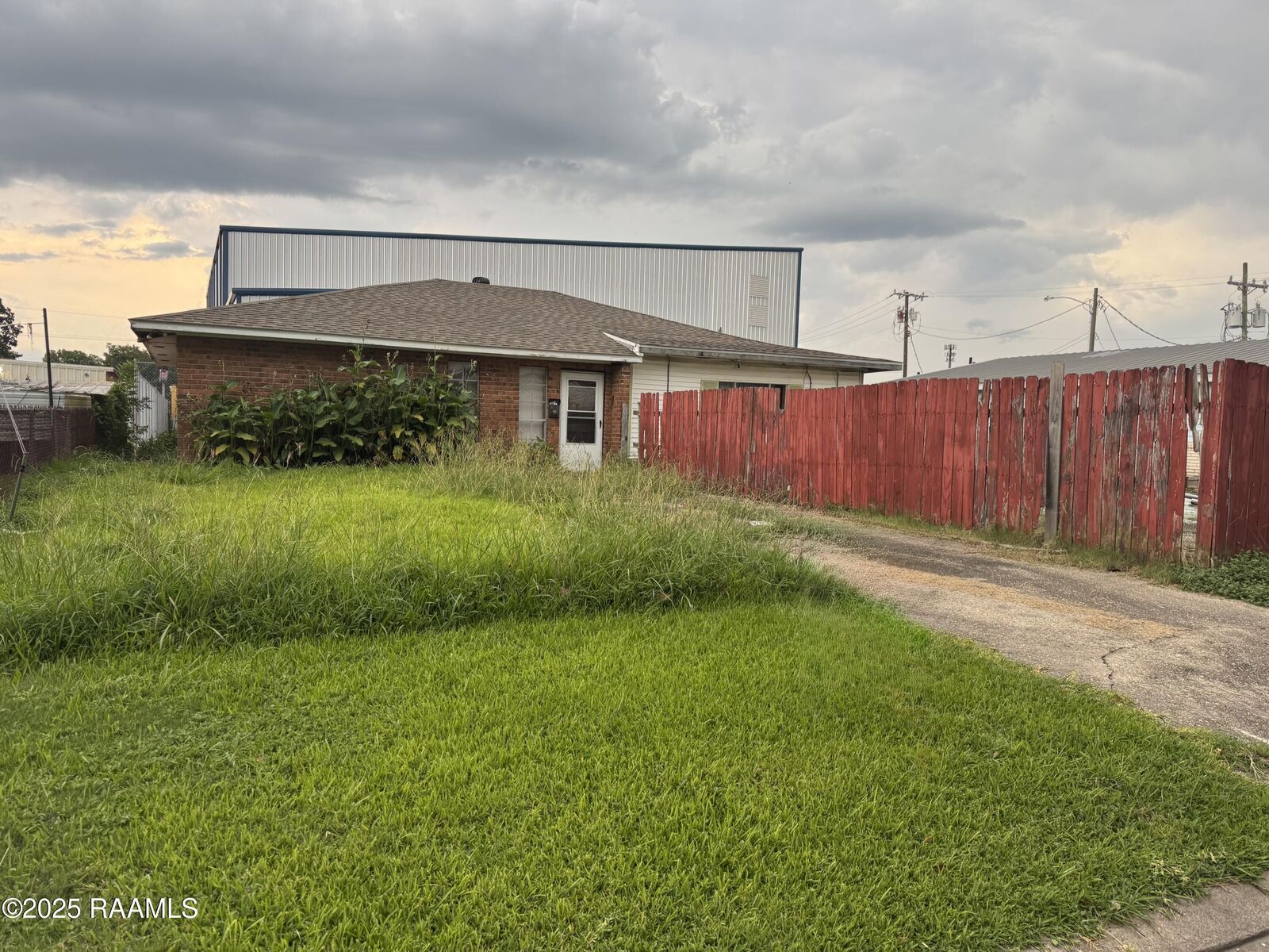 Property Photo:  301 Hilliard Street  LA 70560 