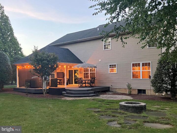 Property Photo:  4556 Deep Creek Way  PA 18902 