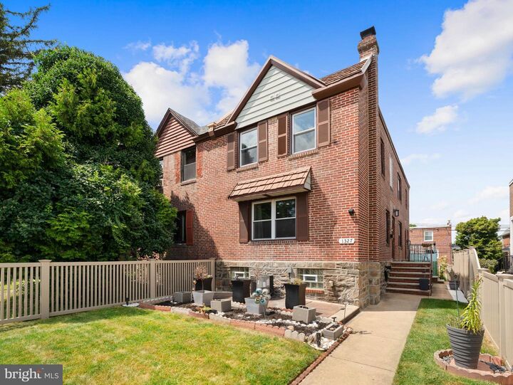 Property Photo: 1327 E Barringer Street PA 19119