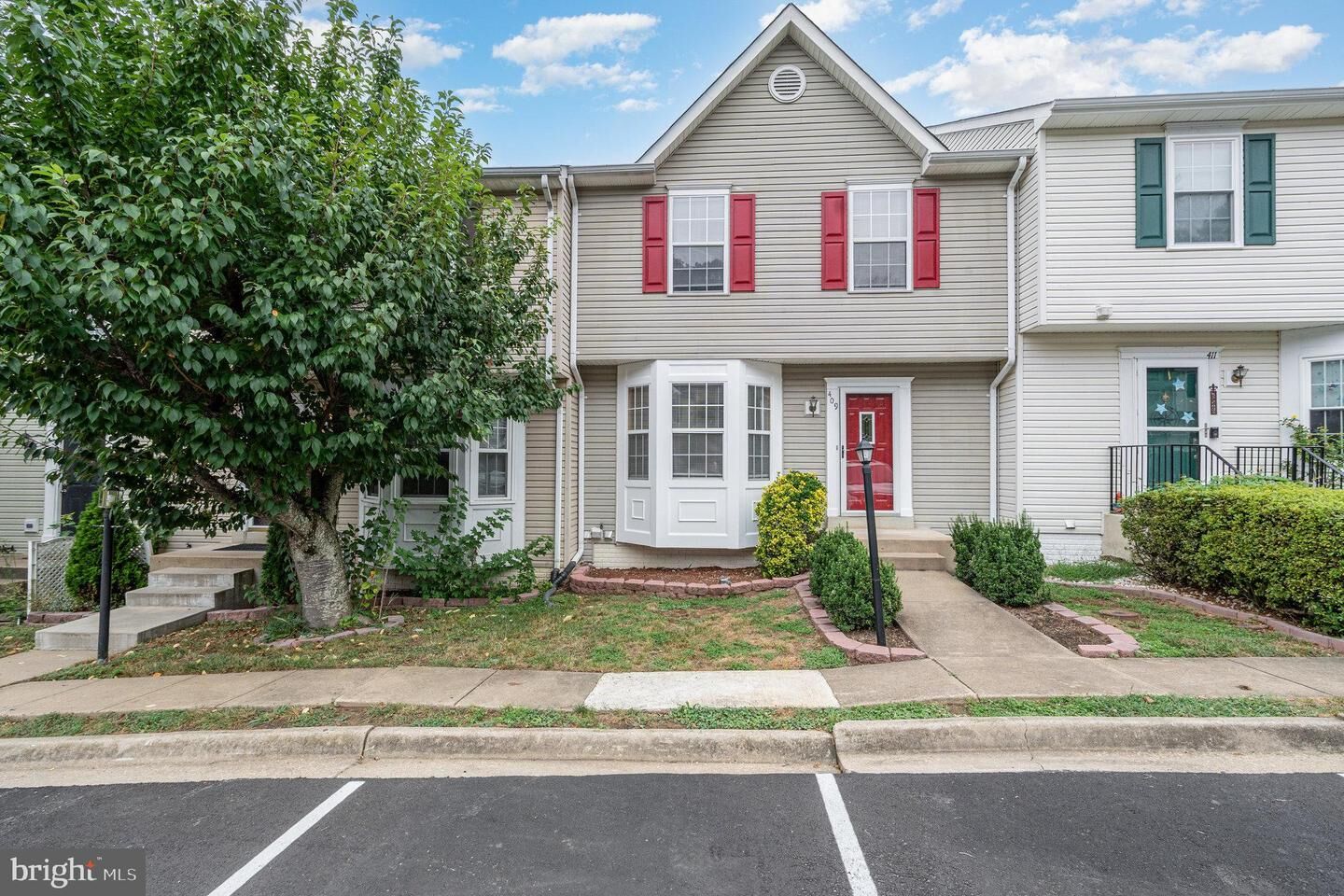 Property Photo: 409 Potomac Hills Drive VA 22554