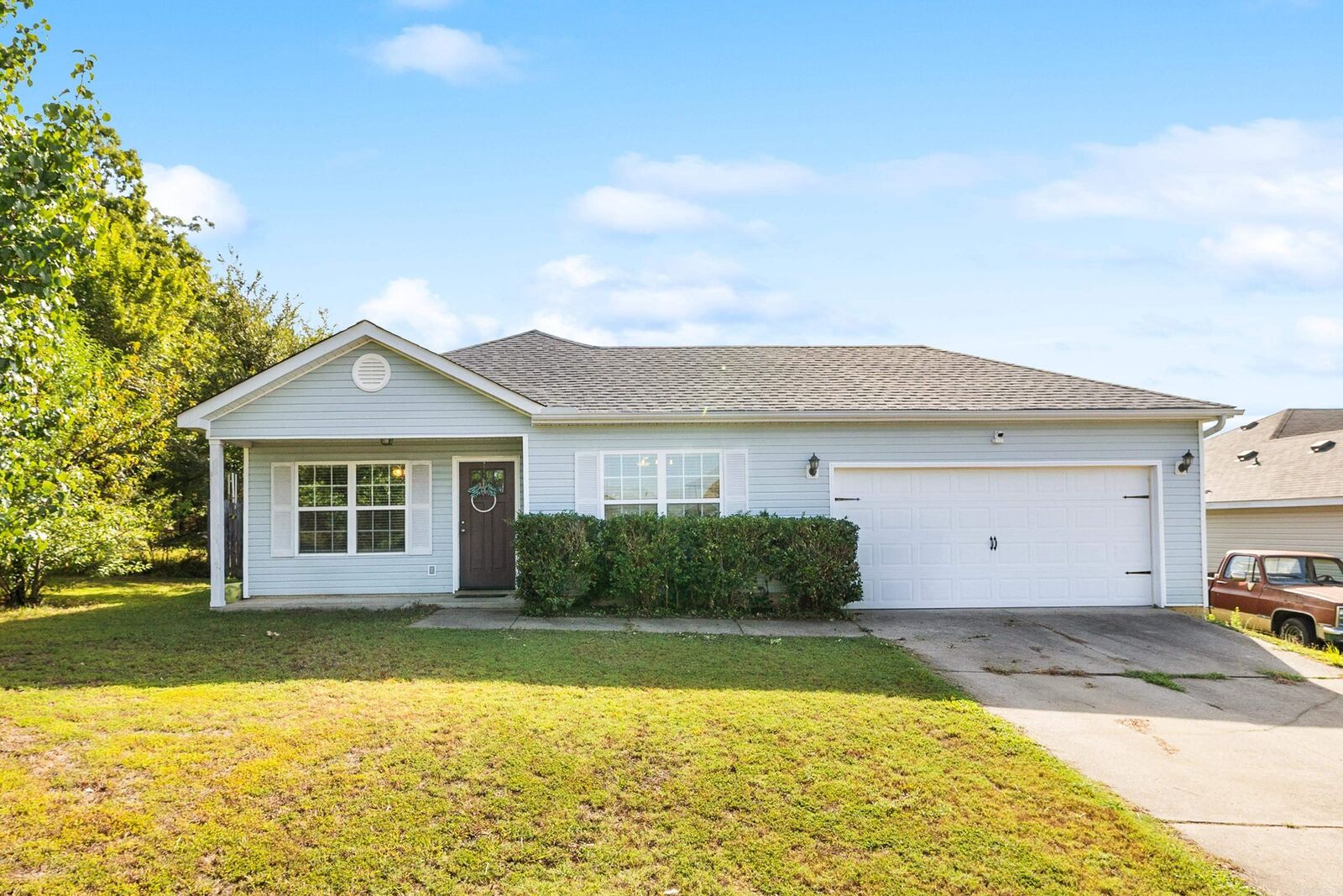 Property Photo:  1202 Meadows Drive  AR 72019 