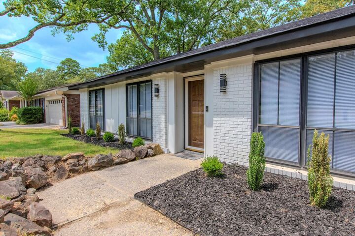 Property Photo: 11808 Saint Charles Blvd AR 72211