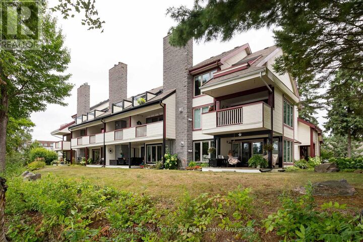 Property Photo: 10 Coveside Drive 204 ON P1H 1C3