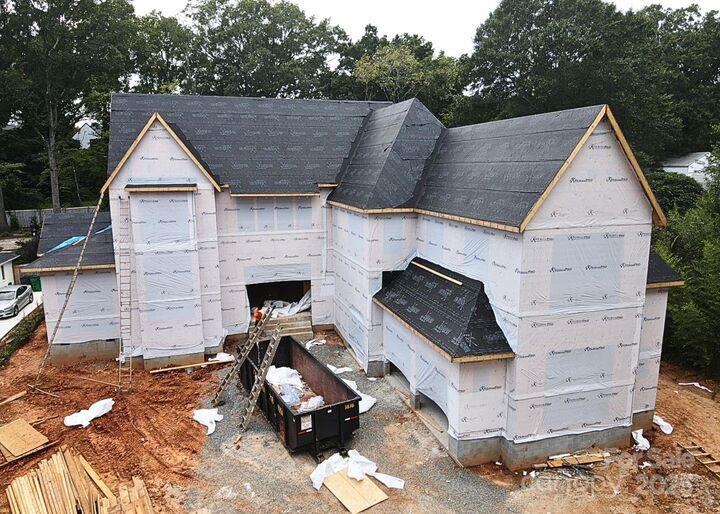 Property Photo: 5622 Timber Lane NC 28270