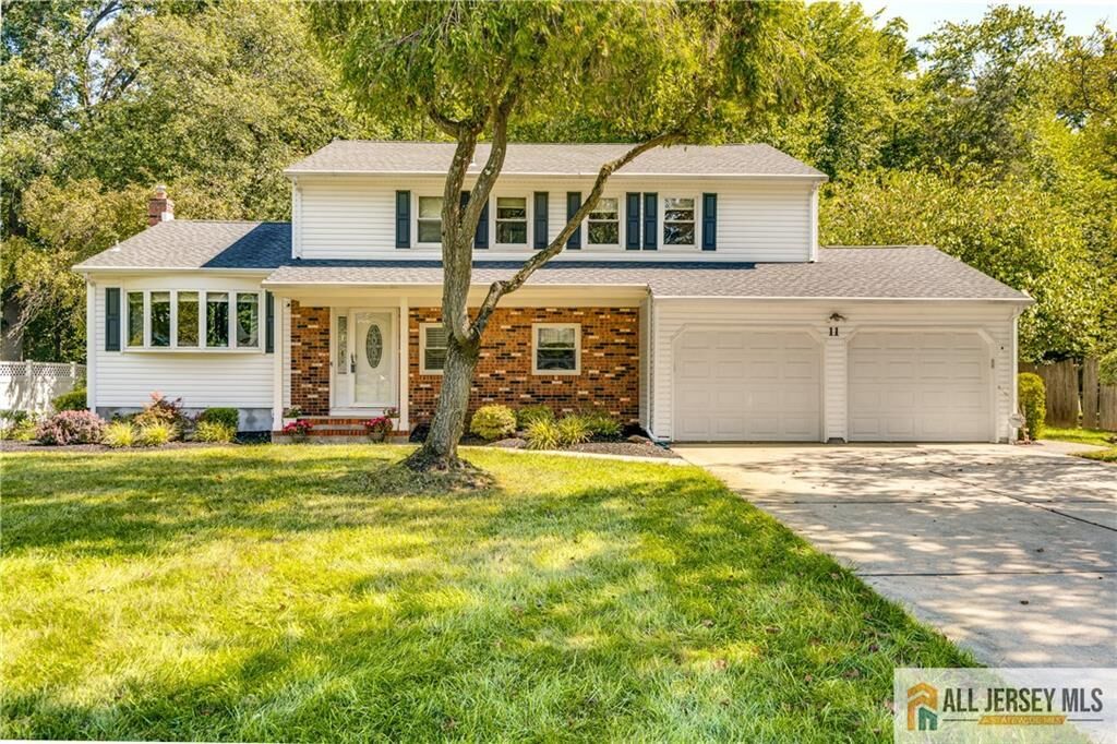 Property Photo:  11 Vincent Avenue  NJ 08824 