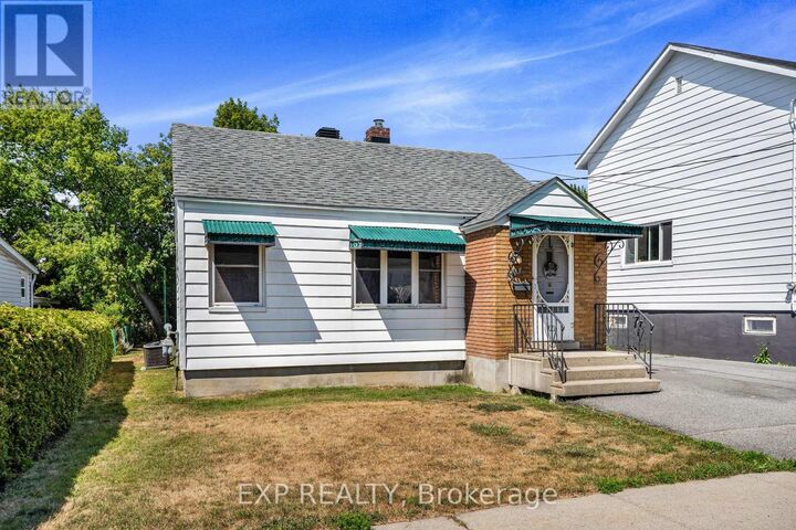 Photo de la propriété: 35 Twelfth Street East ON K6H 3A7