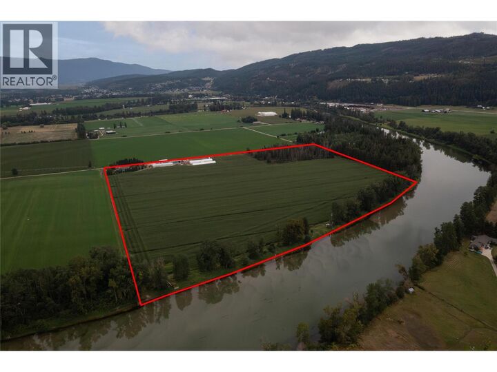 Property Photo: 40 Mathews Road BC V0E 1V4