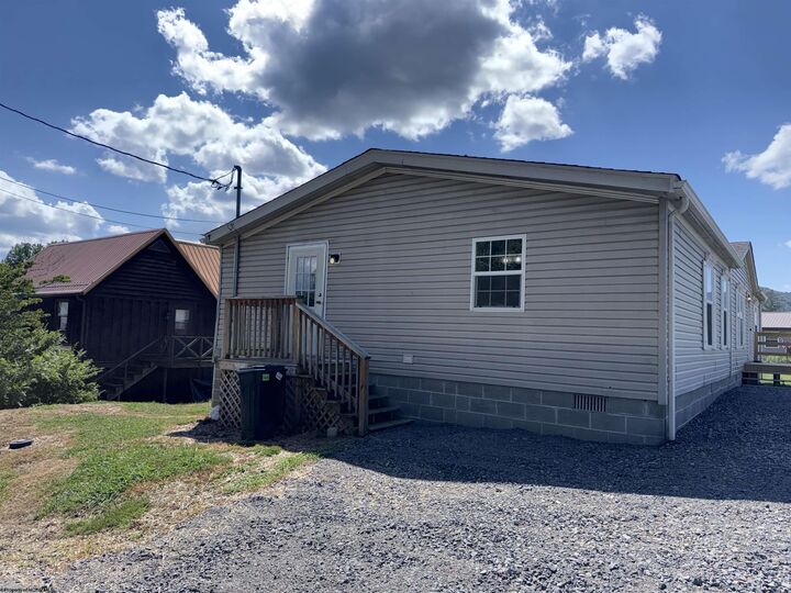 Property Photo: 28 Cavalier Street WV 26253