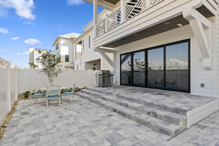 Property Photo:  5944 Gulf Drive  FL 32408 