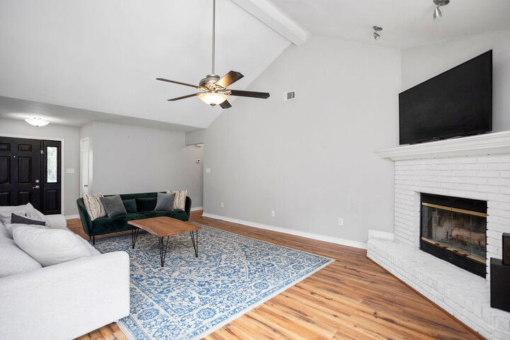 Property Photo: 2240 Prytania Circle FL 32566