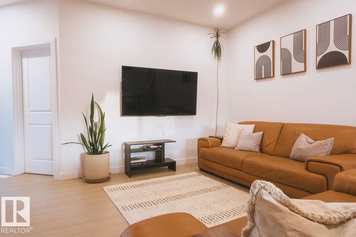 Property Photo: 3732 214 Street NW AB T6M 1S4