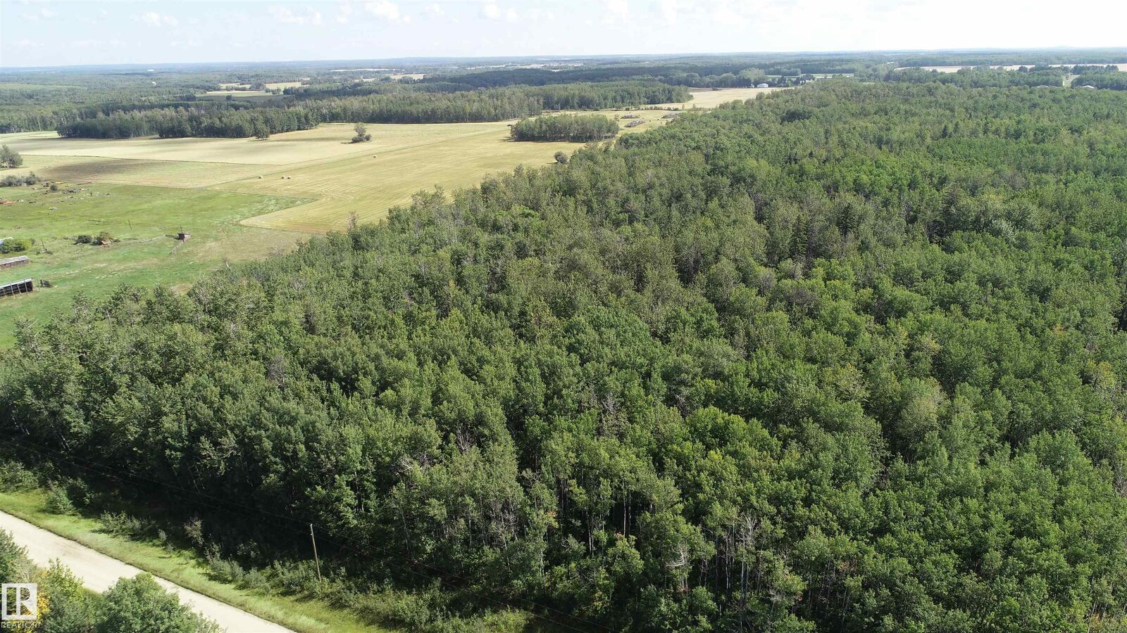 Property Photo: 56211A Range Rd 25 AB T0E 1A0