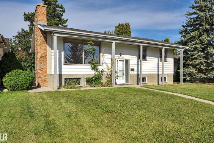 15020 83 Street NW  Edmonton AB T5E 5X2 photo