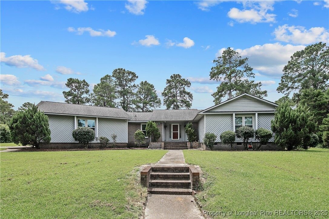 Property Photo:  5350 Club House Lane  NC 28348 