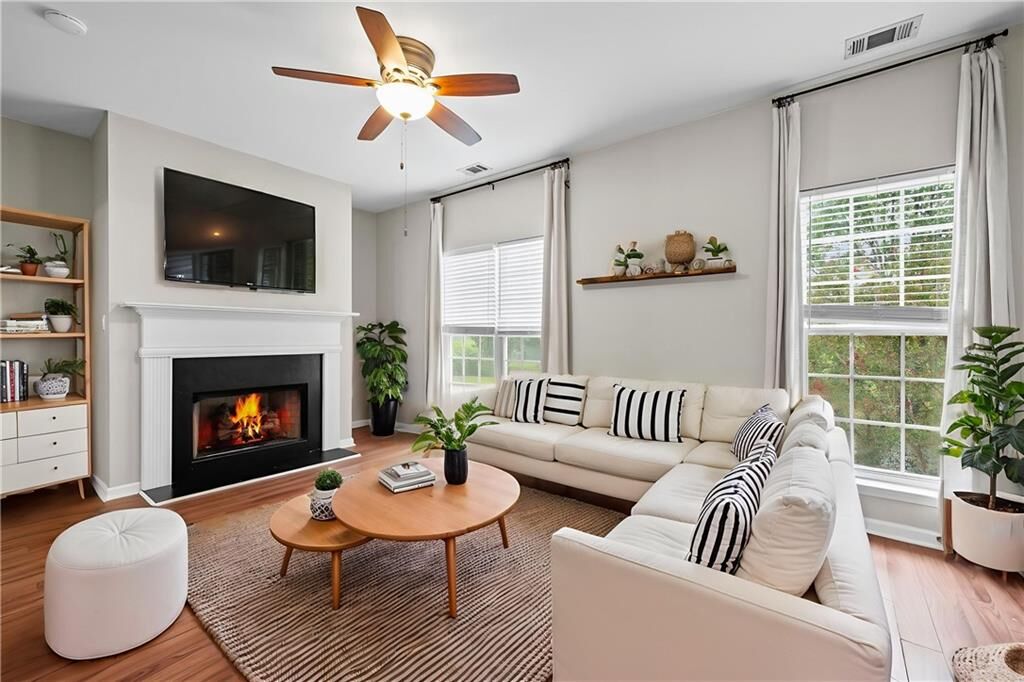 Property Photo: 5479 Windy Creek Lane GA 30071