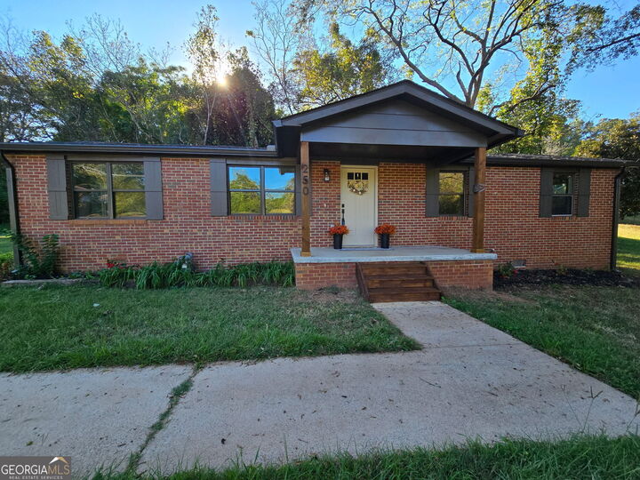 Property Photo:  250 Mill Street  GA 30204 