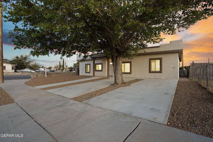 Property Photo:  5752 Aladdin Ave Avenue  TX 79924 