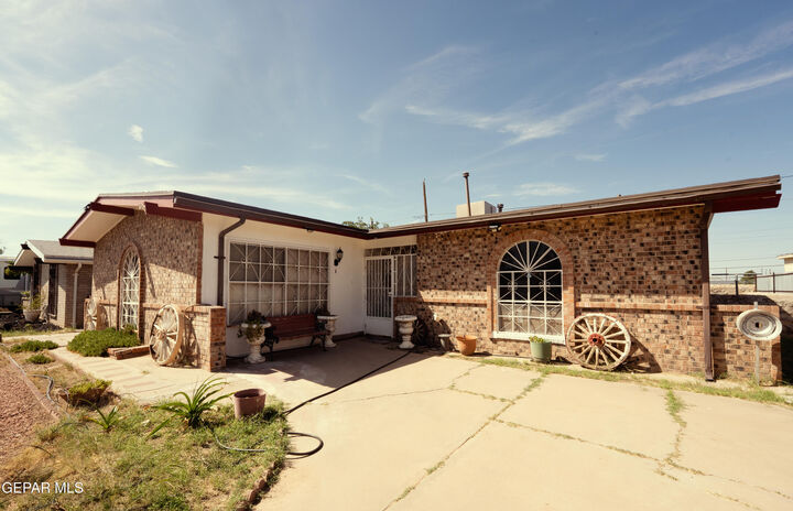 Property Photo: 9108 Morelia Drive TX 79907