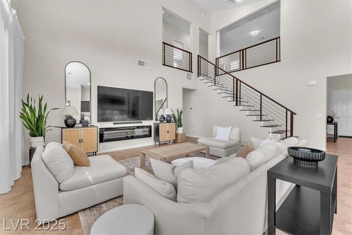 Property Photo: 7113 Bluebird Wing Street NV 89084
