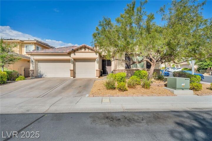 7431 Bretton Oaks Street  Las Vegas NV 89166 photo
