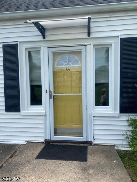 Property Photo: 136 Old York Rd Unit 4 NJ 08807