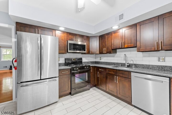 Property Photo:  62 Brookstone Cir  NJ 07950 