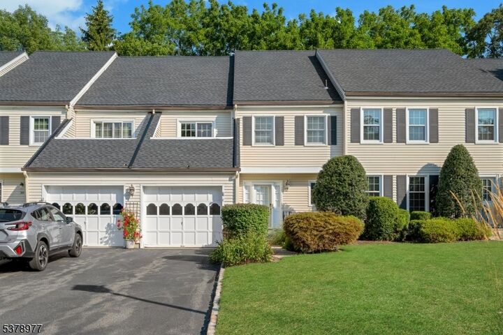 32 Wexford Dr  Mendham Boro NJ 07945 photo