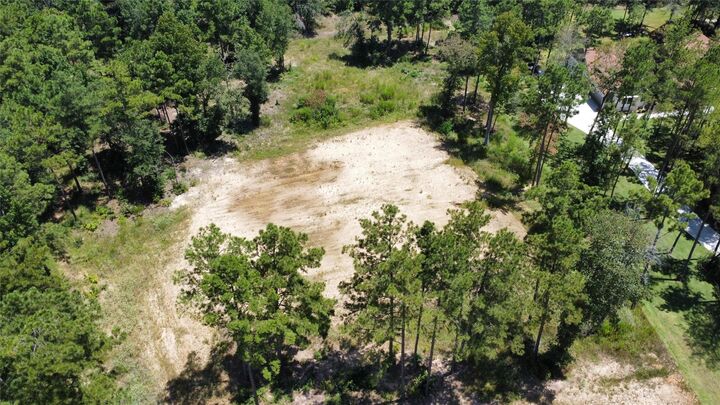 Property Photo: 7238 Morningbrook Drive TX 77316